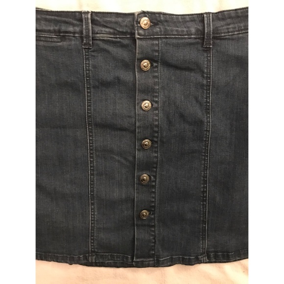 Button Front Jean Mini - Picture 2 of 4